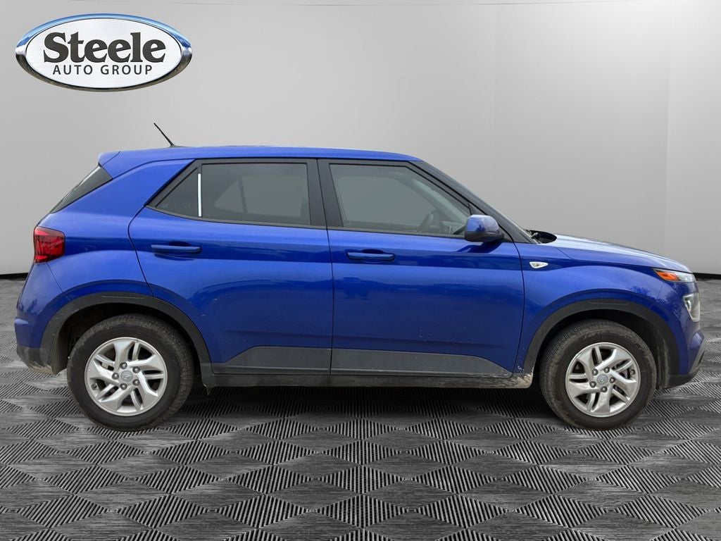 2025 Hyundai VENUE SE