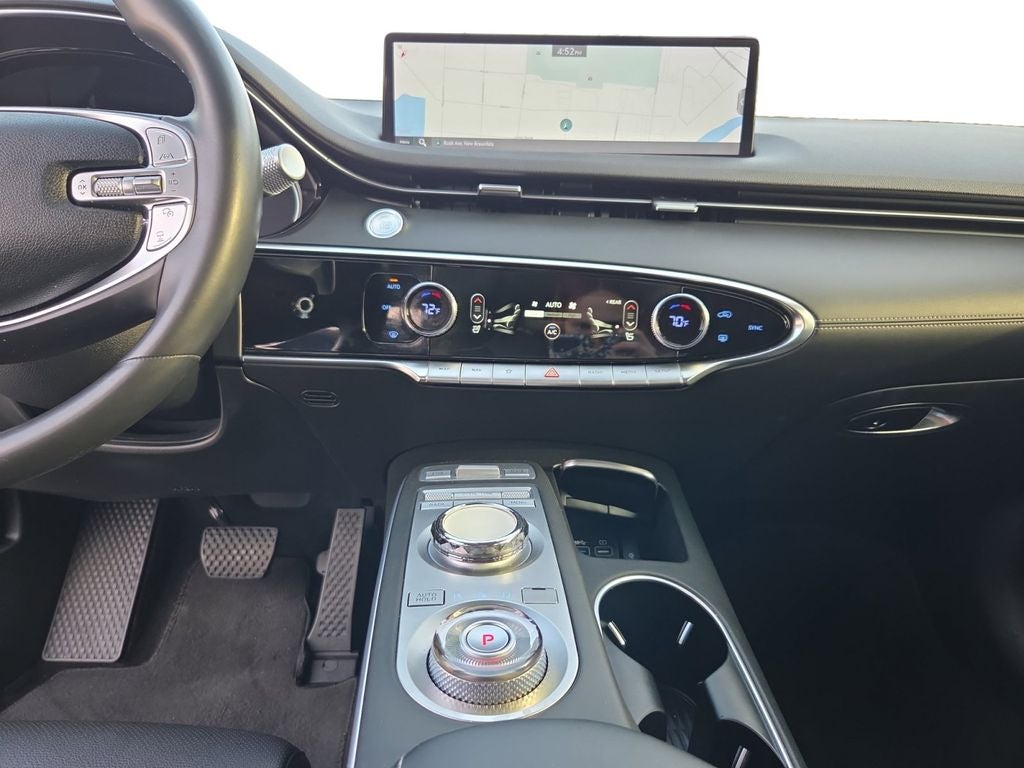 2023 Genesis GV70 2.5T