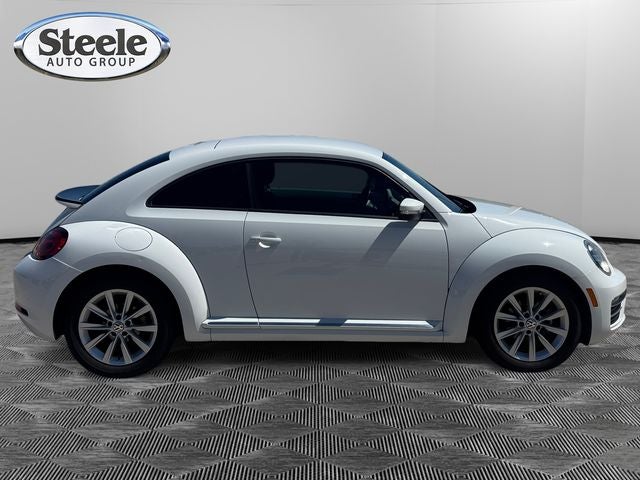 2017 Volkswagen Beetle 1.8T SE