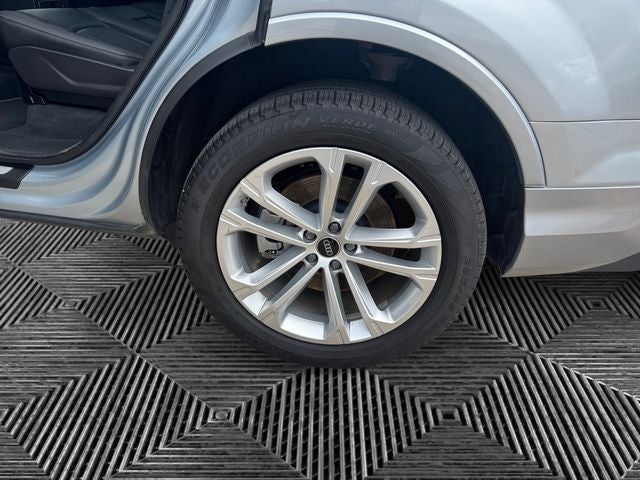 2025 Audi Q7 55 Premium Plus quattro